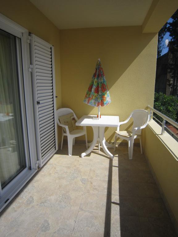 Apartments Viktoria Tivat Ruang foto